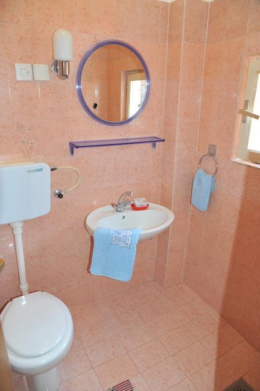 Apartment Majda ราบ ห้อง รูปภาพ